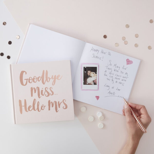 ROSE-GOLD-FOILED-GOODBYE-MISS-HELLO-MRS-ADVICE-BOOK-TEAM-BRIDE